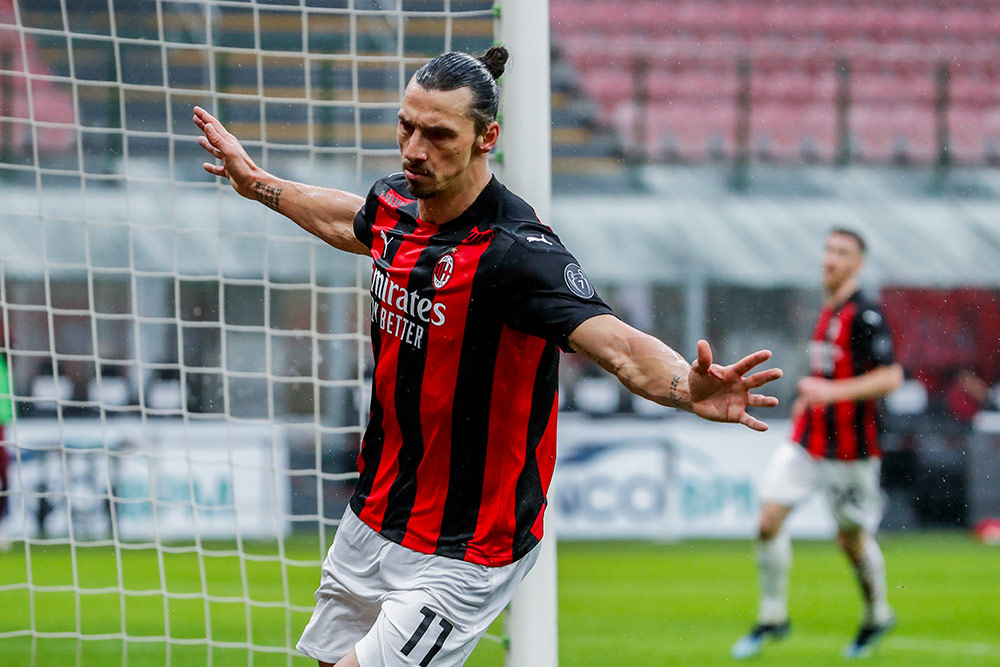 Ibrahimovic dan Rebic Antar AC Milan Kembali ke Puncak
