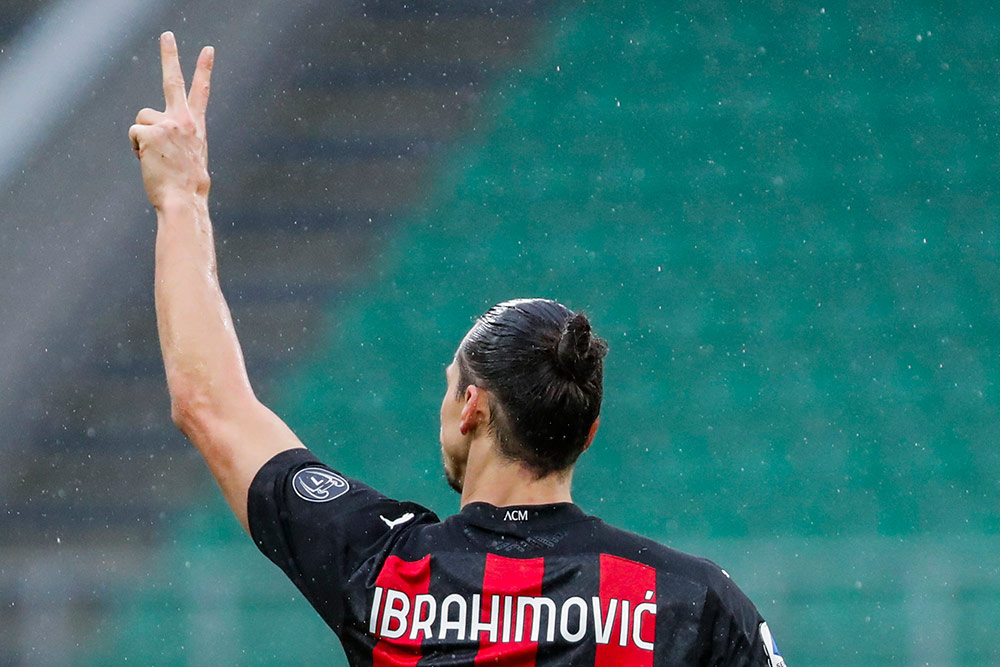 Ibrahimovic dan Rebic Antar AC Milan Kembali ke Puncak
