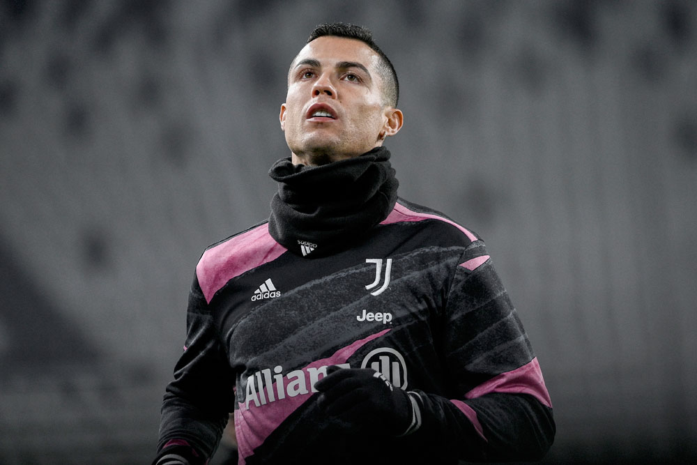 Juventus Hajar Crotone, Ronaldo Bersinar Terang