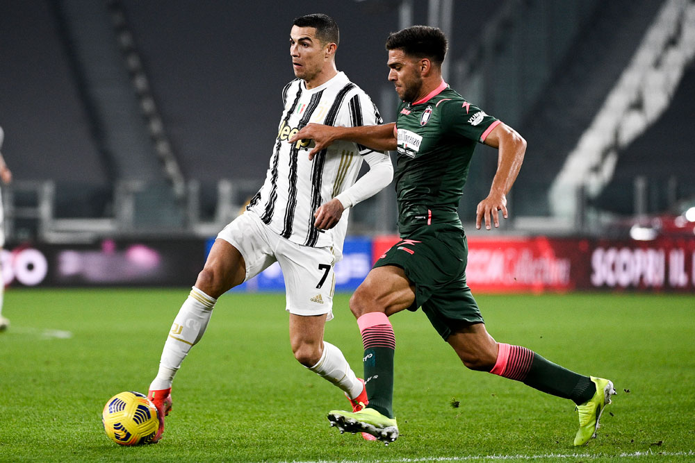Juventus Hajar Crotone, Ronaldo Bersinar Terang