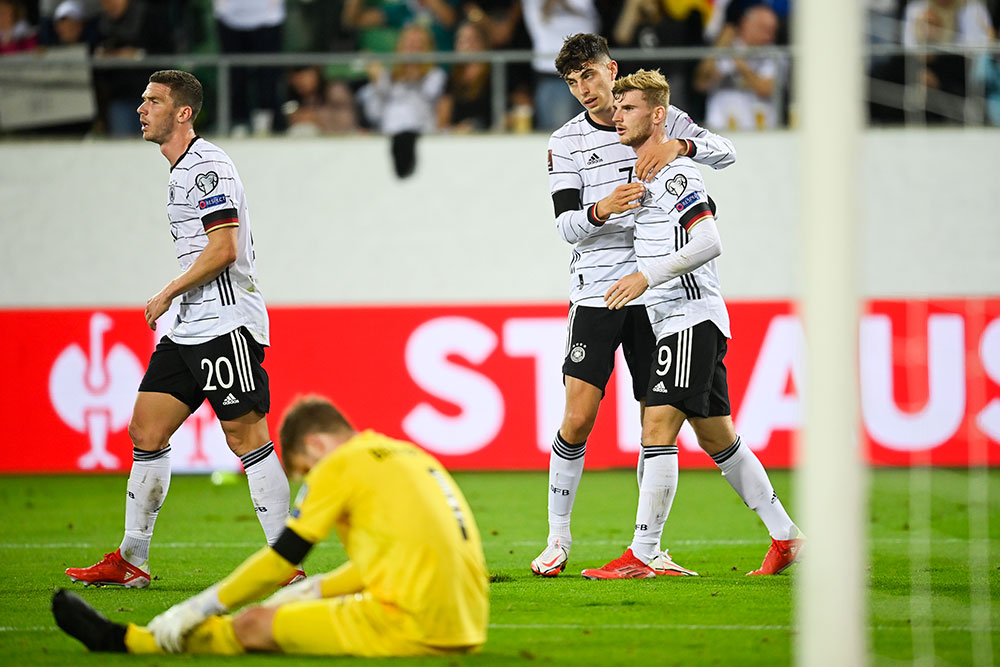 Werner dan Sane jadi Pahlawan Jerman