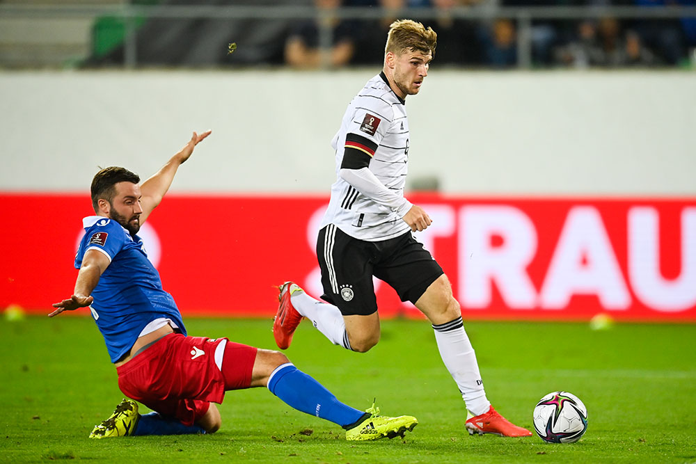 Werner dan Sane jadi Pahlawan Jerman