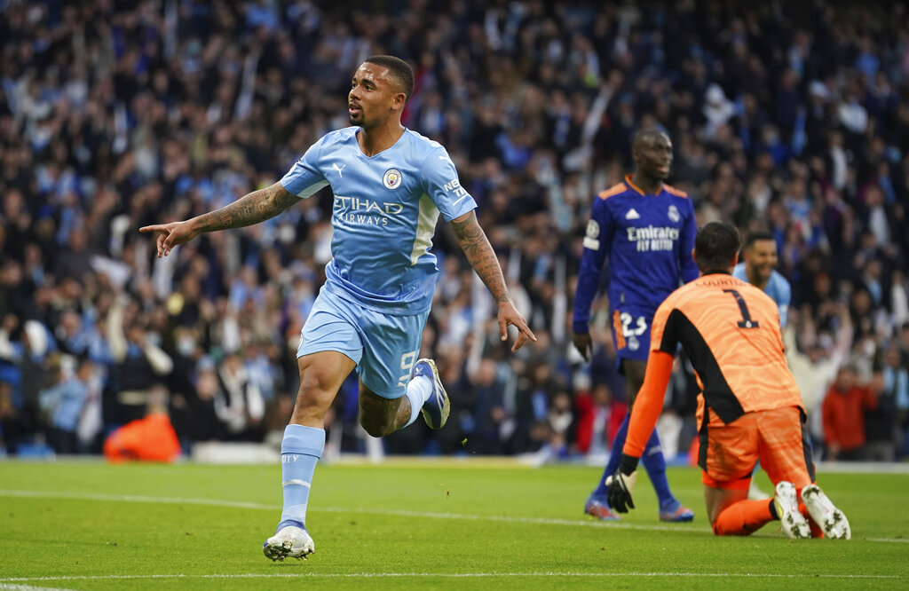 Kalah dari Man City, Aksi Panenka Benzema Menjadikannya Top Skor Sementara Liga Champions