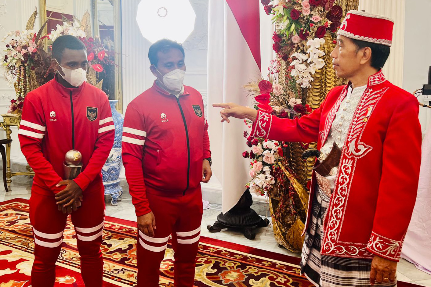 Momen Ketika Kapten Timnas U-16 Gugup bertemu Presiden Jokowi di Perayaan HUT RI ke-77