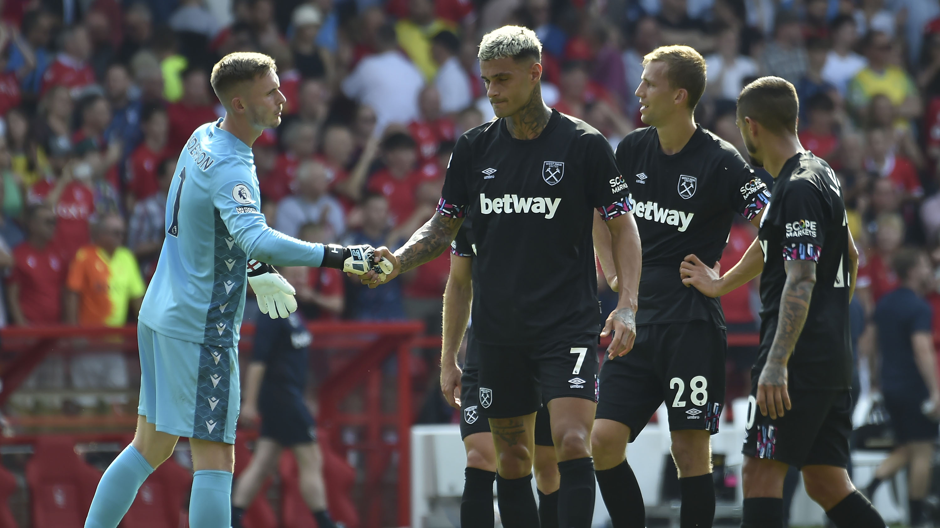 Tersingkir dari MU, Dean Henderson Tampil Menawan di Premier League Bersama Nottingham Forest