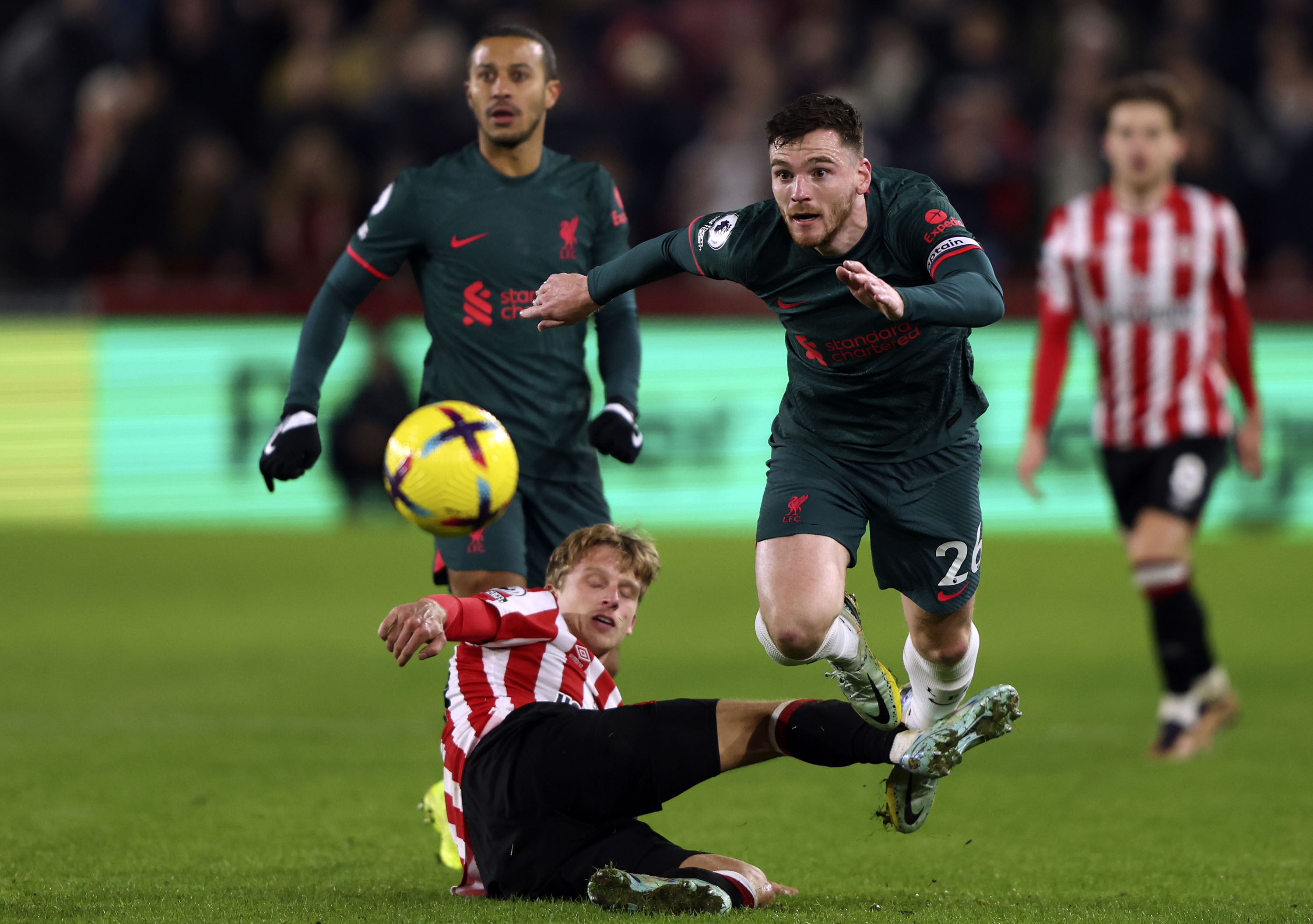 Liverpool Hancur Lebur di Sarang Brentford saat Laga Lanjutan Liga Inggris