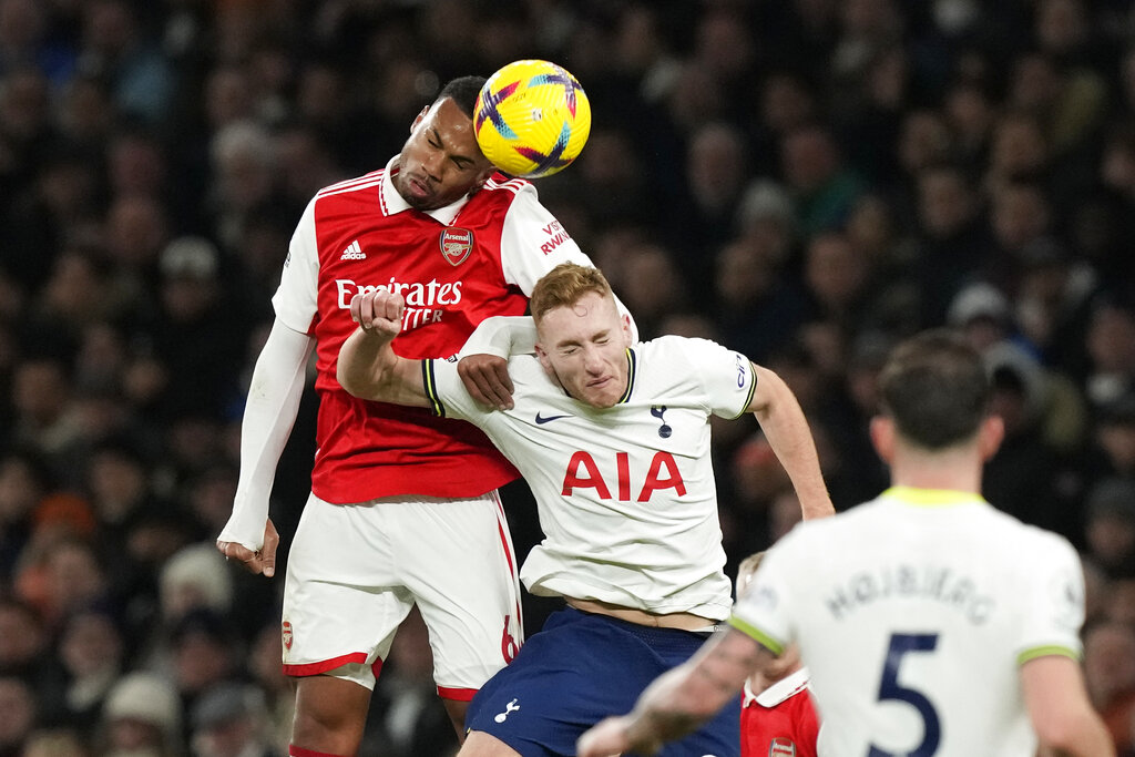 Hempaskan Tottenham, Arsenal Perkasa di London Utara