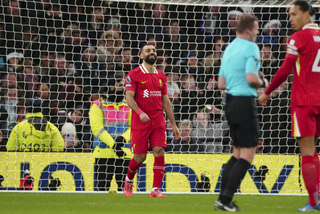 Pucuk Adem! Permak Spurs, Liverpool Sendirian di Puncak Klasemen