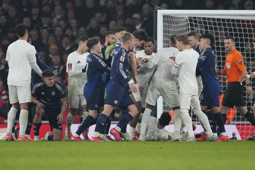 Arsenal vs MU: Setan Merah Singkirkan Meriam London Lewat Adu Penalti