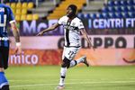 Inter Milan Menang Susah Payah Atas Parma Inter Milan Menang Susah Payah Atas Parma