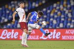 Napoli Kalahkan AS Roma 2-1