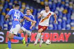 Napoli Kalahkan AS Roma 2-1
