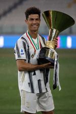 Pesta Juara Juventus Usai Menangi Serie A 2019-2020 Pesta Juara Juventus Usai Menangi Serie A 2019-2020
