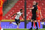 Inggris Hajar Wales 3-0 Inggris Hajar Wales 3-0
