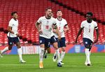 Inggris Hajar Wales 3-0 Inggris Hajar Wales 3-0