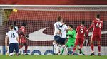 Gol Firmino Bikin Tottenham Gigit Jari di Anfield