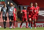 Senyum Liverpool Sirna di Menit Terakhir Senyum Liverpool Sirna di Menit Terakhir