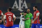 Messi Cetak Gol, Tapi Argentina Gagal Menang Messi Cetak Gol, Tapi Argentina Gagal Menang