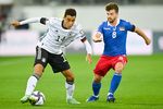 Werner dan Sane jadi Pahlawan Jerman Werner dan Sane jadi Pahlawan Jerman