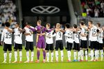 Pesta 6 Gol Jerman ke Gawang Armenia Pesta 6 Gol Jerman ke Gawang Armenia