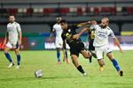 Persib Bandung Bermain Imbang Lawan Persebaya di BRI Liga 1, Kans Juara Makin Tipis Persib Bandung Bermain Imbang Lawan Persebaya di BRI Liga 1, Kans Juara Makin Tipis