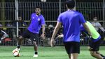Intip 3 Pemain Persib saat Mengikuti Latihan Bersama Timnas Indonesia U-23 Intip 3 Pemain Persib saat Mengikuti Latihan Bersama Timnas Indonesia U-23