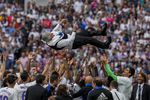 Hala Madrid, Trofi La Liga Musim Ini Milik Real Madrid Hala Madrid, Trofi La Liga Musim Ini Milik Real Madrid
