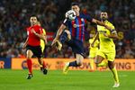 Aksi Robert Lewandowski Mengoyak Gawang Villarreal, Jadi Top Skor Sementara La Liga 2022/2023 Aksi Robert Lewandowski Mengoyak Gawang Villarreal, Jadi Top Skor Sementara La Liga 2022/2023