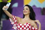 Deretan Suporter Wanita Cantik di Piala Dunia 2022 Deretan Suporter Wanita Cantik di Piala Dunia 2022