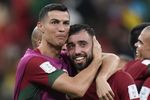 Momen Hair of God Bikin Cristiano Ronaldo dan Bruno Fernandes Kian Mesra di Piala dunia 2022 Momen Hair of God Bikin Cristiano Ronaldo dan Bruno Fernandes Kian Mesra di Piala dunia 2022