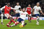 Hempaskan Tottenham, Arsenal Perkasa di London Utara