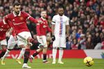 MU Kudeta Peringkat Tiga Liga Inggris dari Newcastle dengan 10 Pemain MU Kudeta Peringkat Tiga Liga Inggris dari Newcastle dengan 10 Pemain